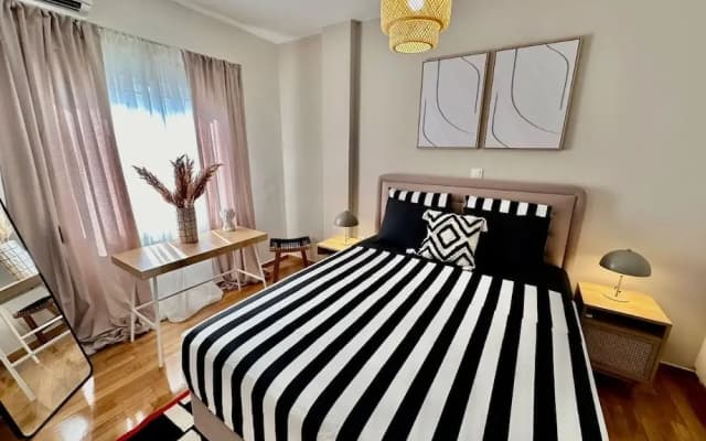 O&O GROUP -Classy Urban Haven Near Psyri - photo 2