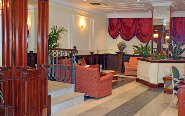 Hotel Regent - photo 2