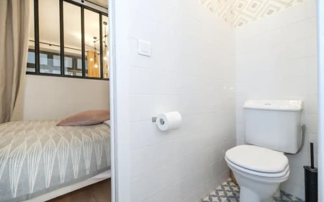 Apart of Paris - Le Marais - Rue des Vertus - photo 3