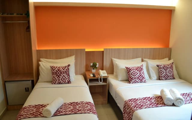 Sky Hotel @ Pudu - photo 3