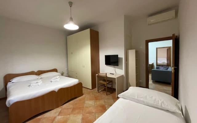 Zannoni Apartments - photo 4