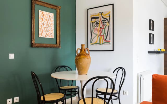 Athenian Stylish 2 bdrm Apartment - photo 4