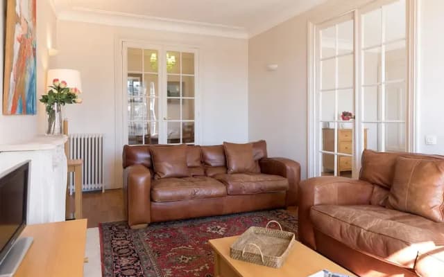 Eiffel Park Peaceful 1 Bedroom Apt Near the Eiffel Tower - photo 3