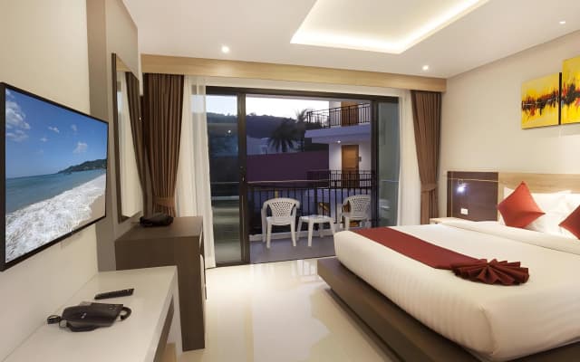 Paripas Patong Resort - photo 3