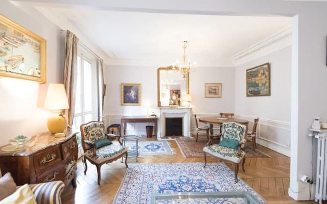 French-style Allure in Saint-Germain des Pres - photo 5