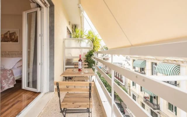 Modern flat next to Acropolis Museum - photo 4