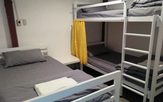 Yellow Hostel - photo 3