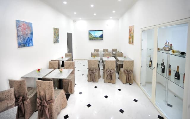 RK Hotel - photo 5