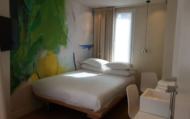 Max Hotel - photo 5