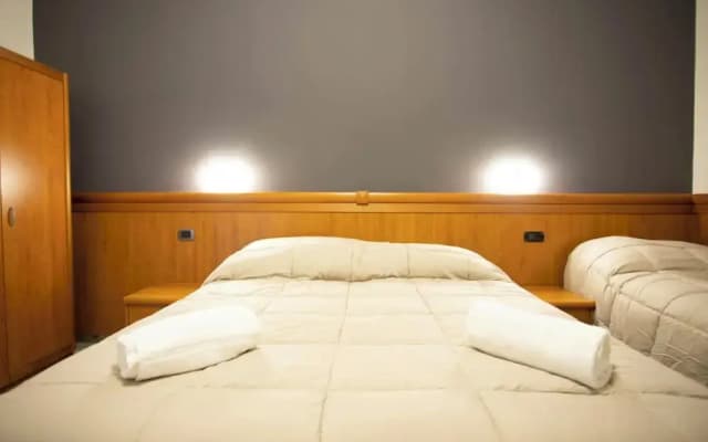 Hotel The Dream - photo 4