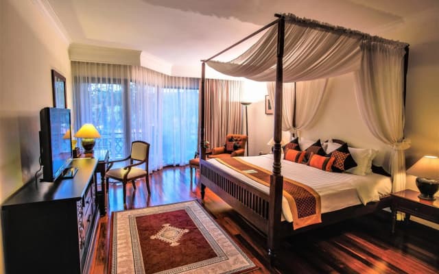 Angkor Palace Resort & Spa - photo 4