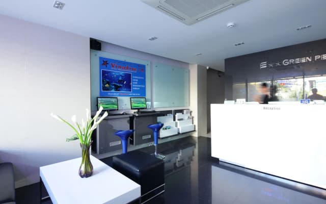 Green Peace Hotel - photo 2