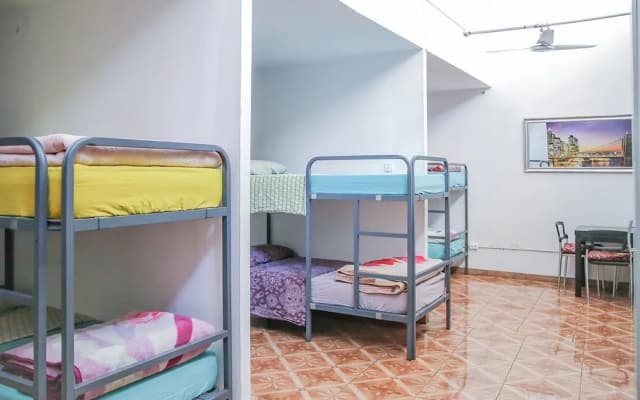 Go BCN Hi Sants - Hostel - photo 4
