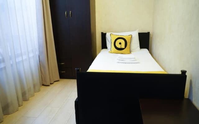 Aura Plaza Hotel - photo 2