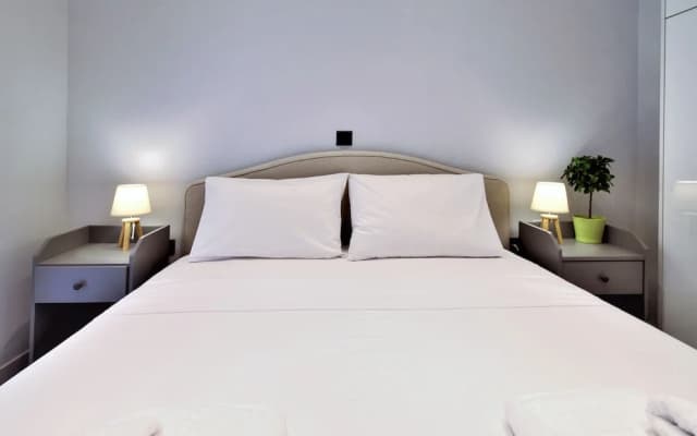 Unique Lodging - photo 4