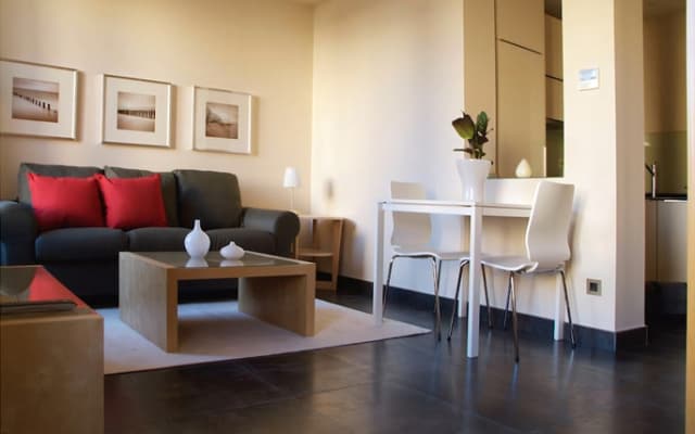 Roomspace Sandoval - photo 2