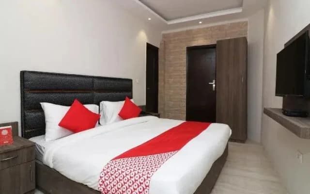 OYO Flagship 24203 Rani Bagh - photo 2