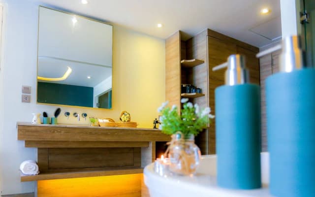 AtEase Phuket Patong - photo 2