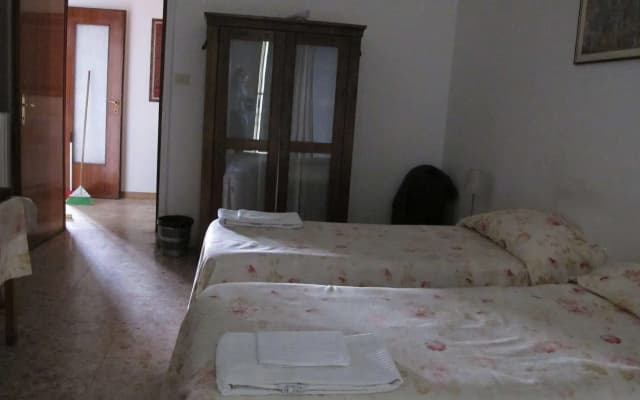 Little Italy Bed  Breakfast - photo 4
