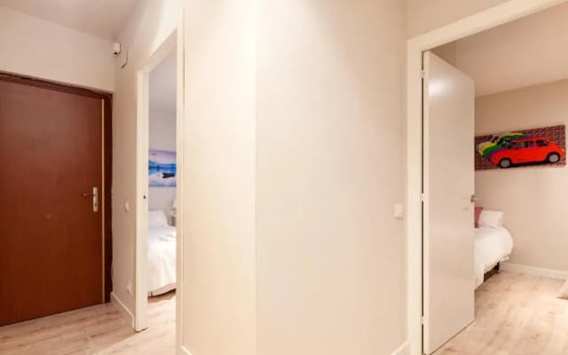 LetsGo Diagonal Avenue Apartment - photo 3