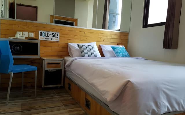 Bold Hotel Jakarta - photo 3