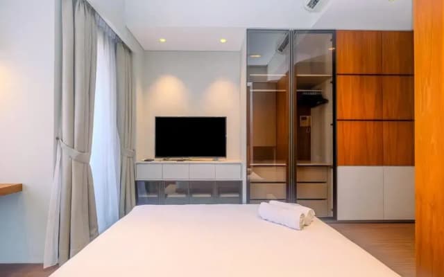 Exclusive and Modern Studio at Menteng Park Apartment - photo 2