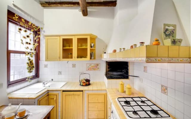 Stunning Pantheon Apartment - photo 2