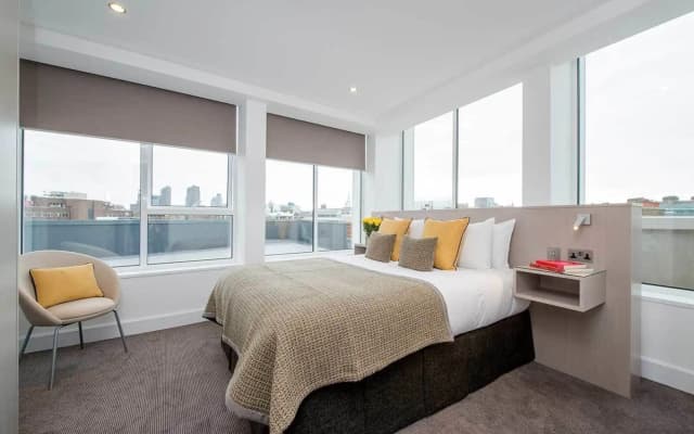The Rosebery by Supercity Aparthotels - photo 2