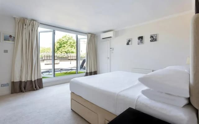 Somerset Square by Onefinestay - photo 2