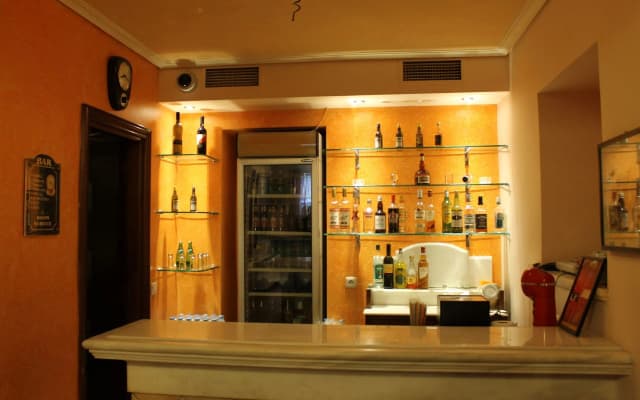 Exis Boutique Hotel - photo 2