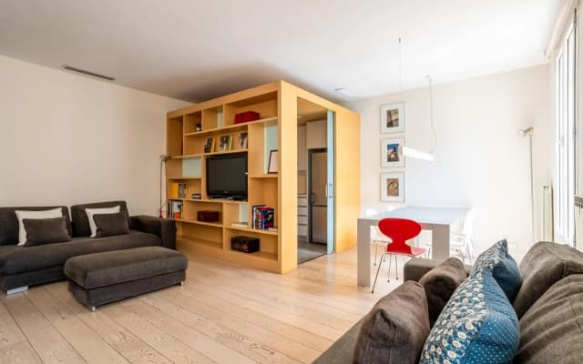 Classy 3bed 3bath apartment in Eixample - photo 3
