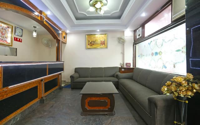 OYO 6886 Hotel Gold Palace - photo 2