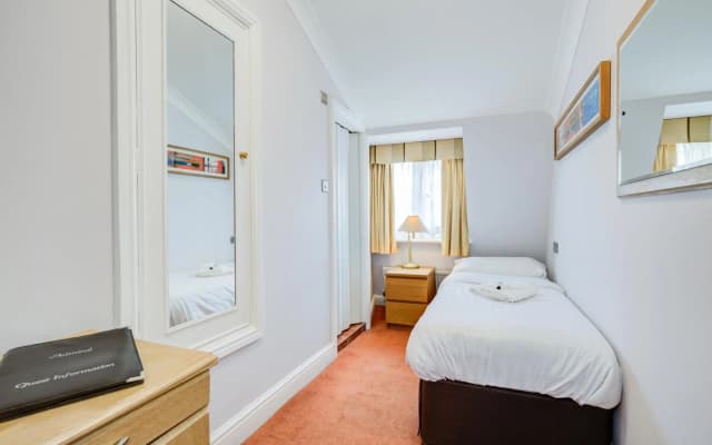 Admiral Hotel at Park Avenue - photo 3