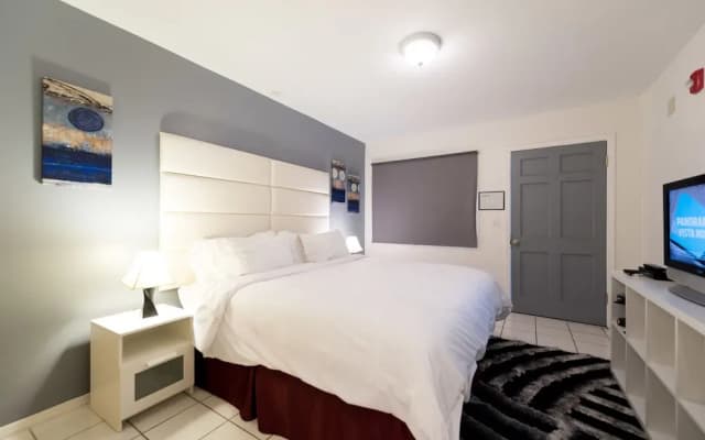 My Sunshine Hotel - photo 2
