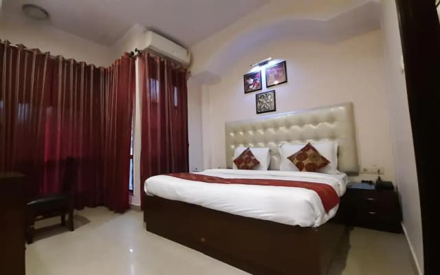 Krishna Inn - photo 2