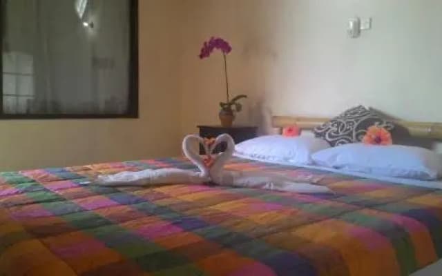Tunjung Bungalows - photo 2