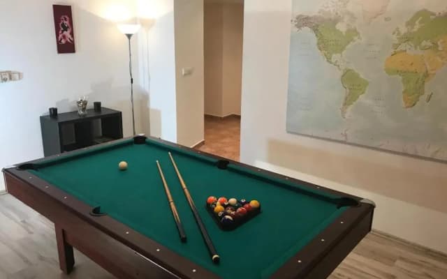 3 Bed Flat - Sleeps 20 - Smoking Room - Wifi - photo 5