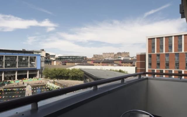 Fountain Court Apartments - EQ2 - photo 5
