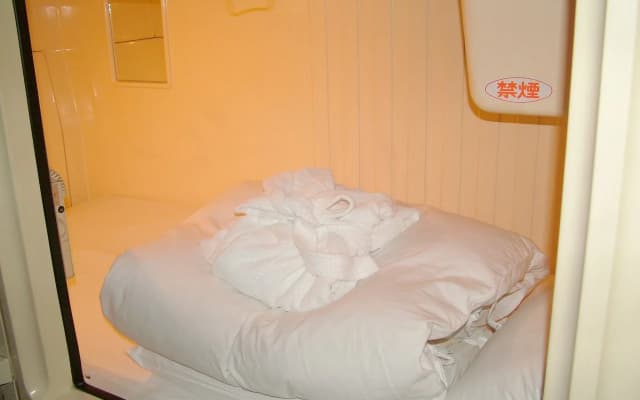 Capsule Inn Shimbashi - Men Only - photo 2