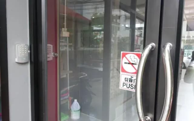 Wh'Ite Guesthouse Chiang Mai - photo 3
