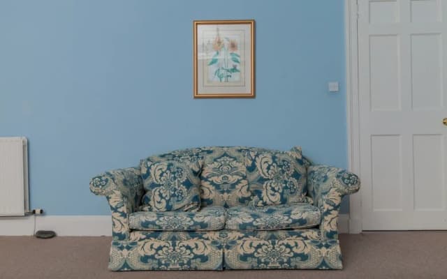 Spacious, Elegant 4BR New Town Flat For 9 - photo 5