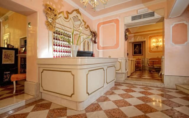 Hotel Canaletto - photo 2