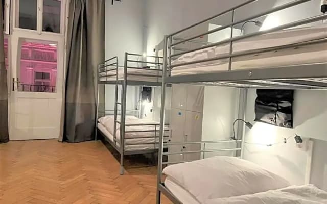 GLOBE Hostel Prague ADULTS ONLY - photo 4