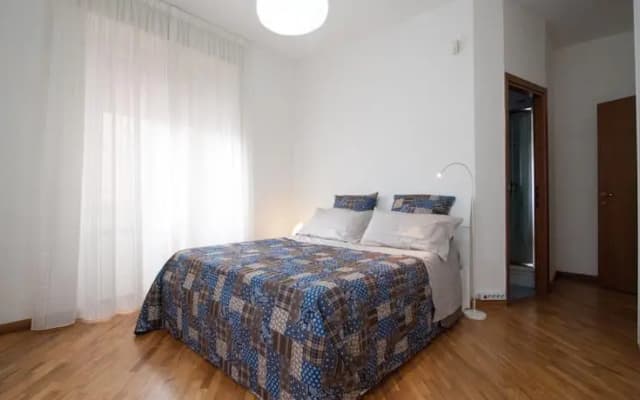Floris House B&B - photo 3