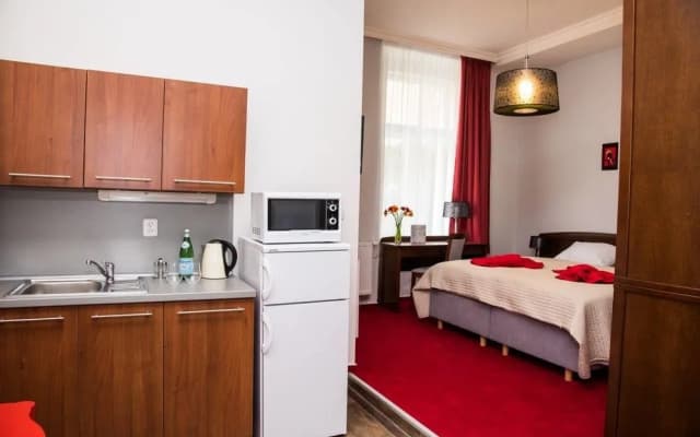 Domus Apartments - photo 2