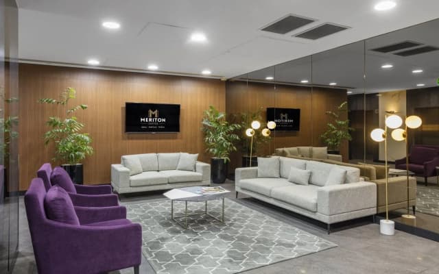 Meriton Suites Pitt Street, Sydney - photo 2