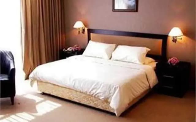 City Park Hotel - photo 3