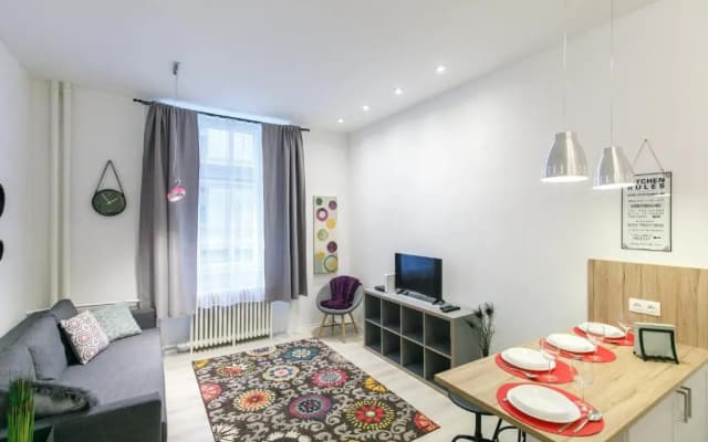 ELLA Apartment - photo 2