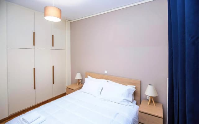 Lycabettus Quiet Renovated Apartment - photo 4