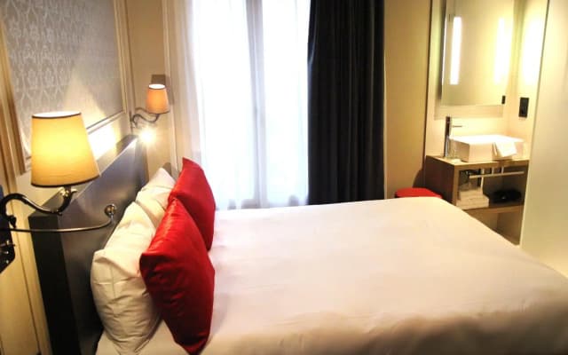 Le Montmartre Saint Pierre Hotel - photo 3